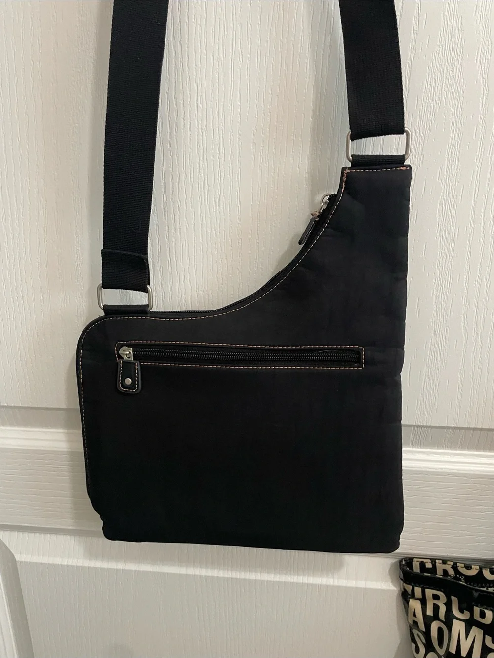 Mouflan Black Crossbody Messenger Bag